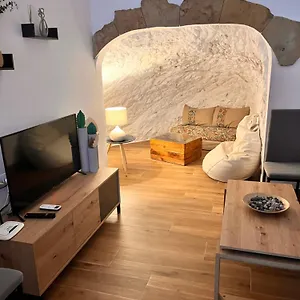 El Peligro 3 La Cueva Apartamento